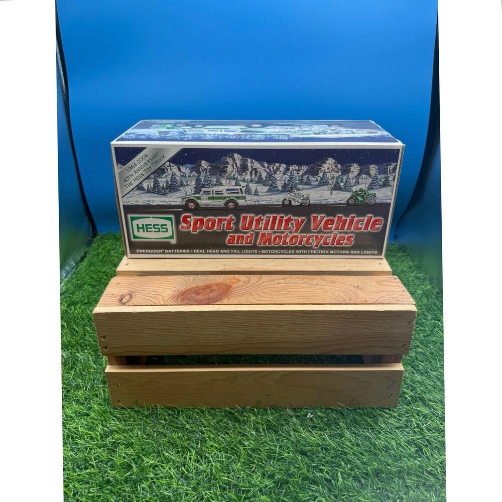 Vintage 2004 Hess SUV Sport Utility Vehicle with 2 Motorcycles Original Box